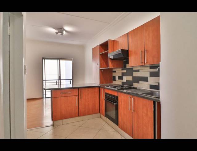 2 BEDROOM APARTMENT FOR SALE IN EASTLEIGH RIDGE